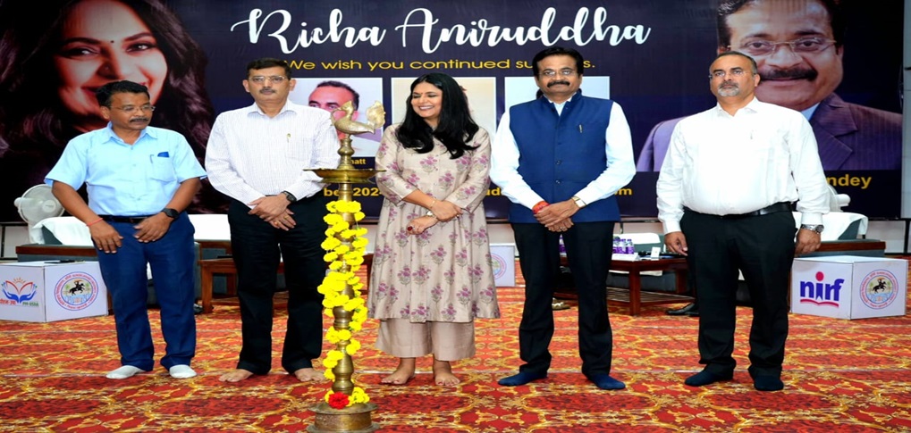 Image of Motivational talk by Richa Anirudh in the Induction Programme of the University